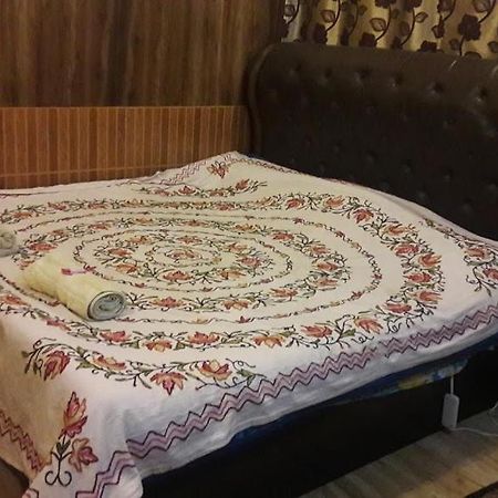 Blooming Dale Hotel Srīnagar Eksteriør billede